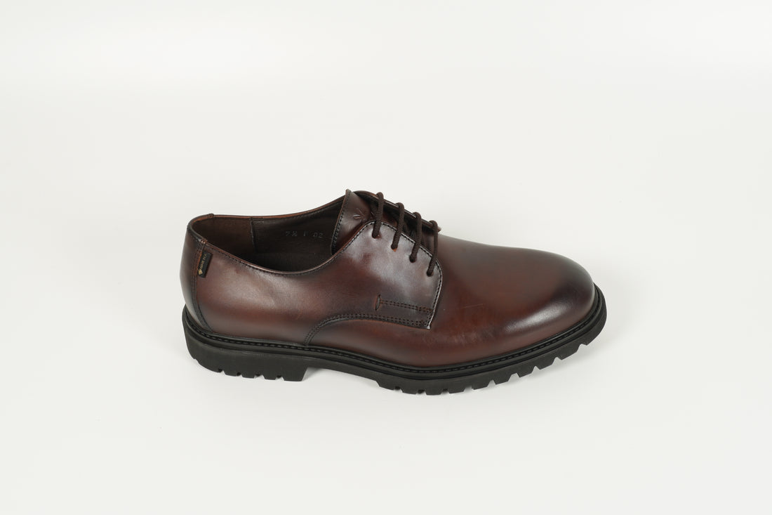 Schnürschuh Braun