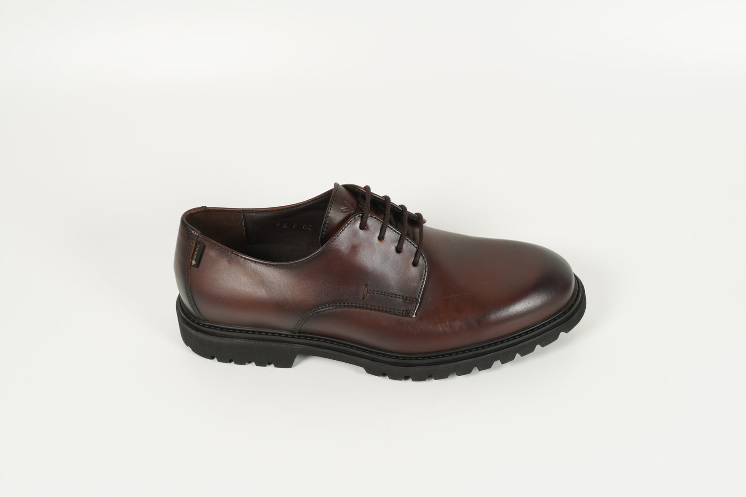 Schnürschuh Braun