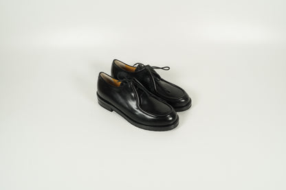 Schnürschuh Schwarz