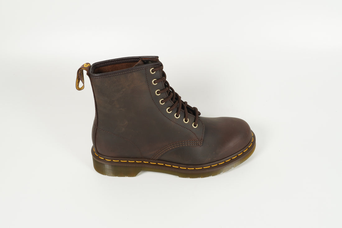 Boot Braun