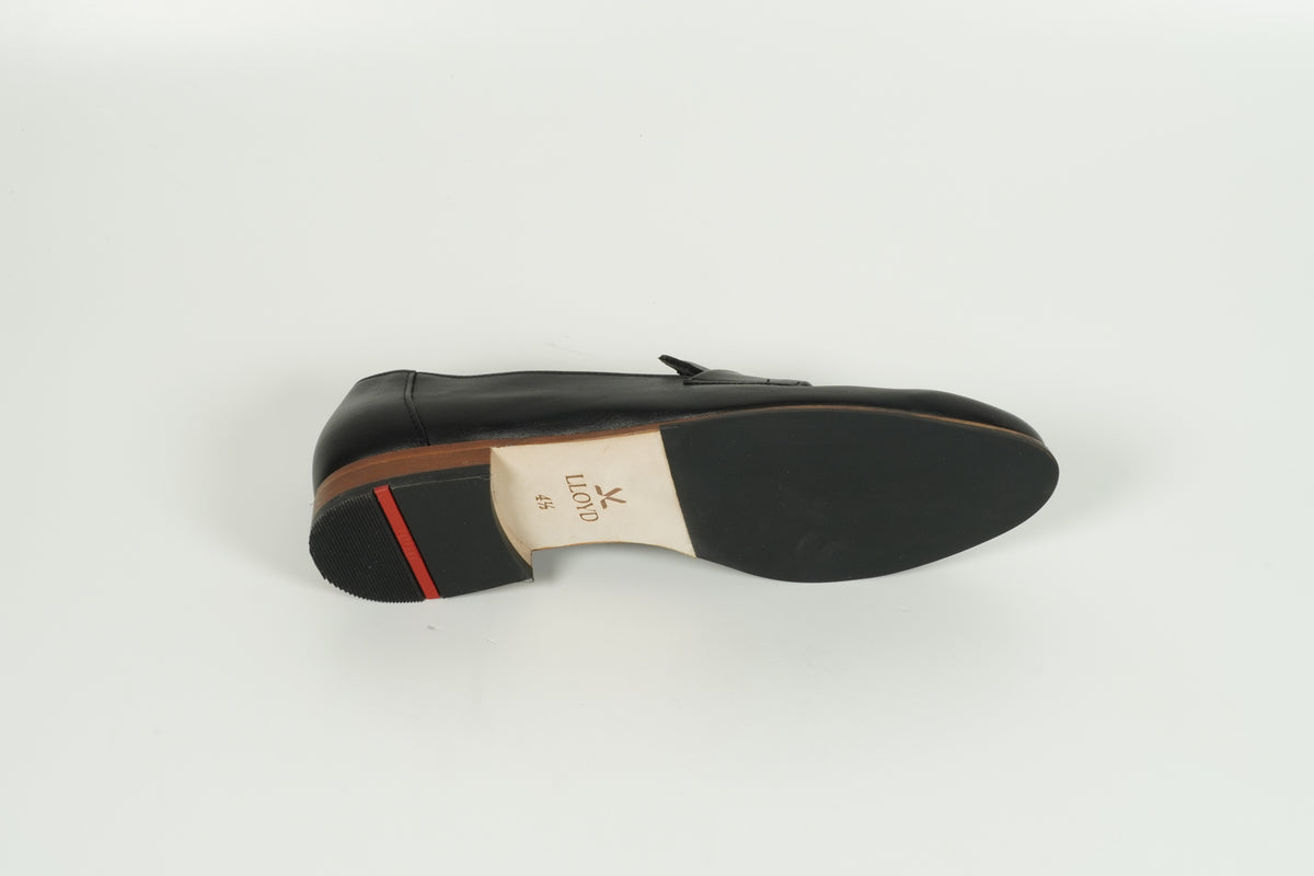Moccasin Black