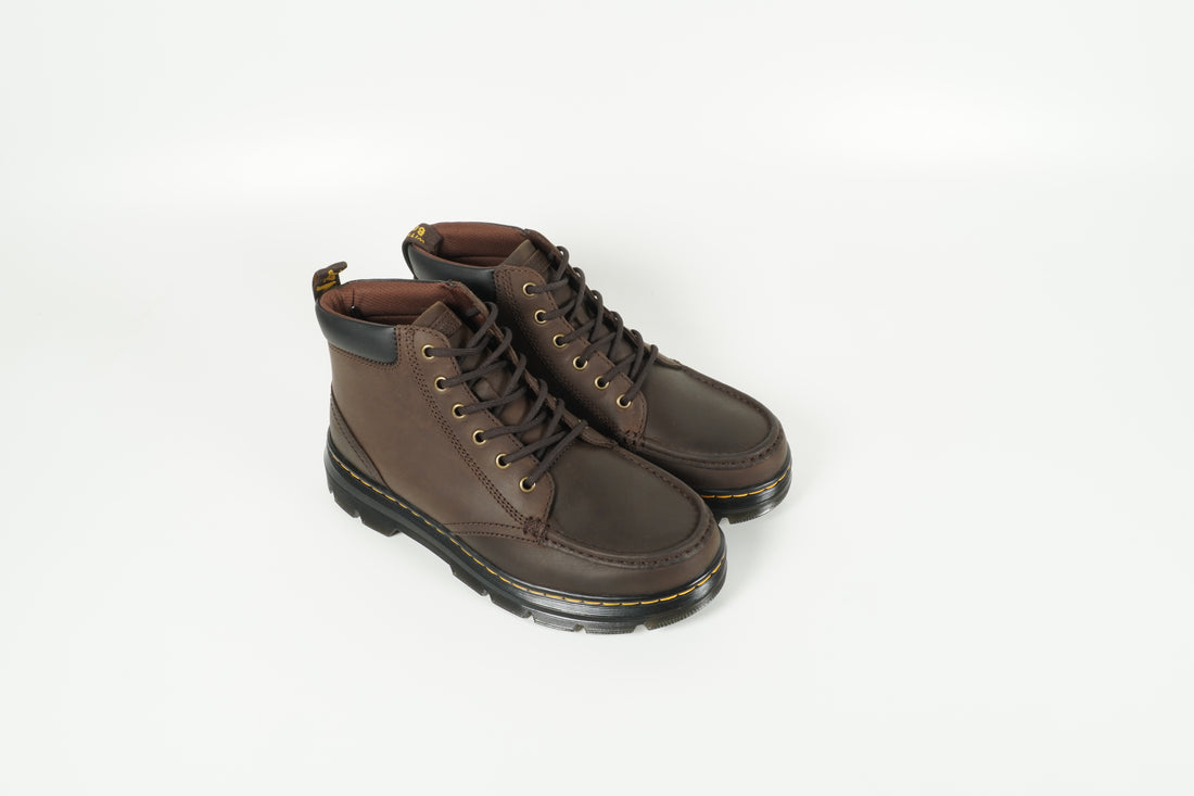 Boot Braun