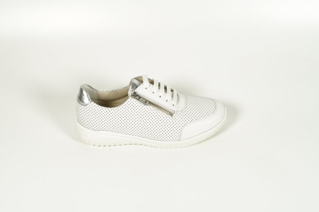 Sneaker White