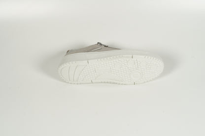 Sneaker Grau