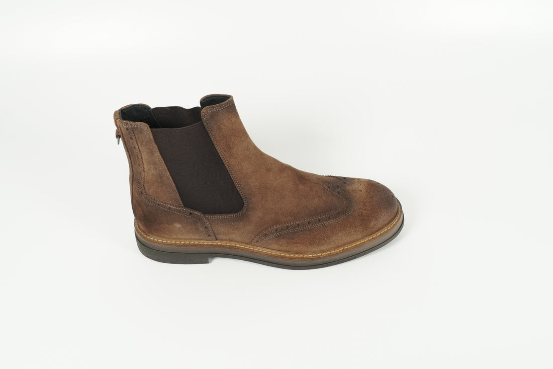 Boot Braun