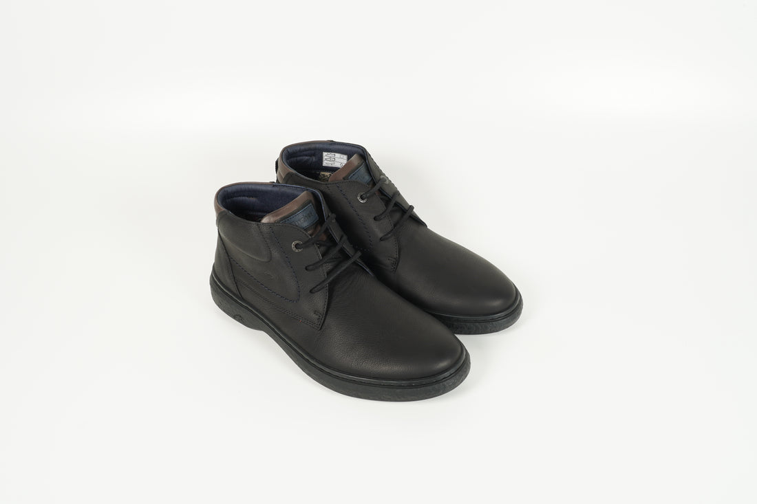 Boot Schwarz
