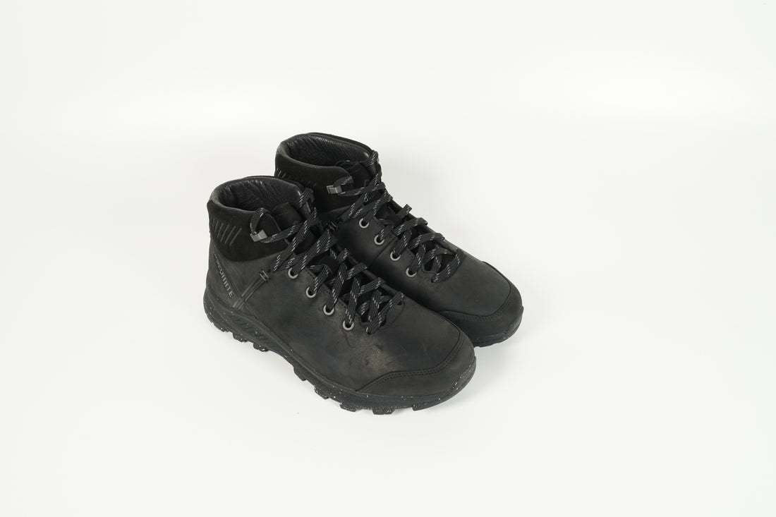 Boot Schwarz