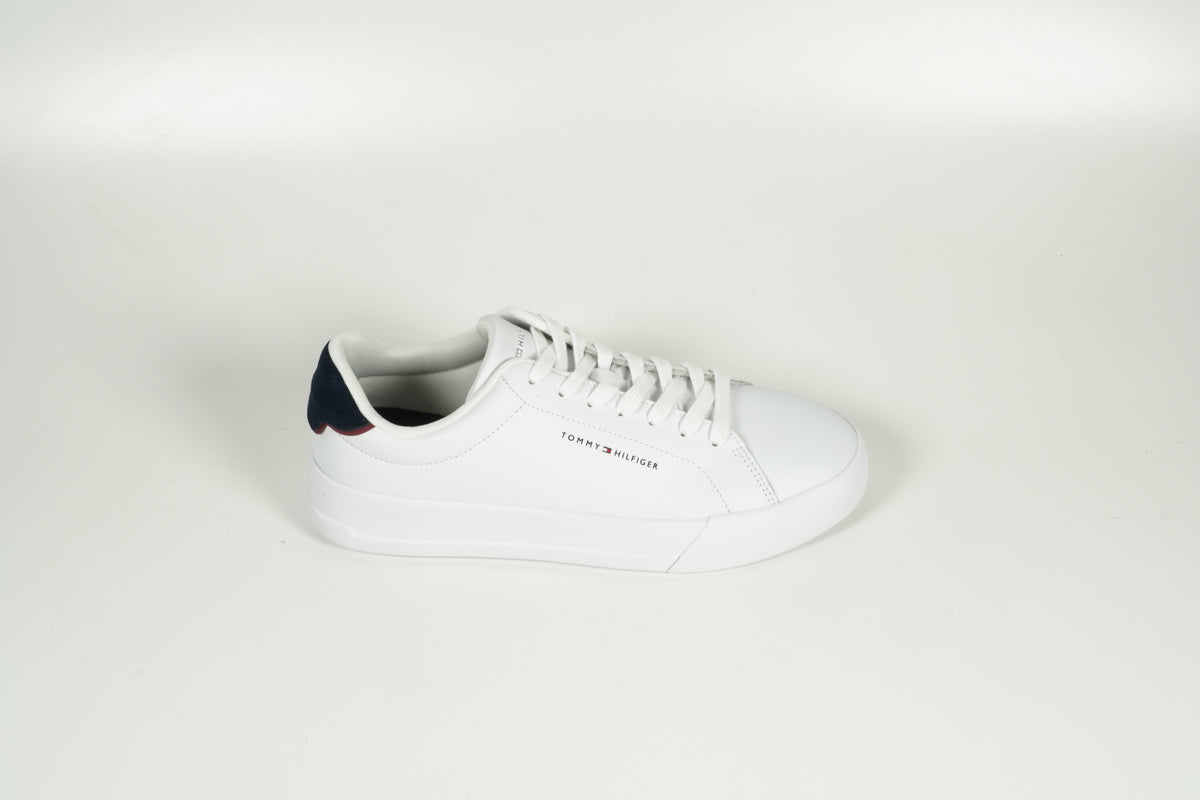 Sneaker White