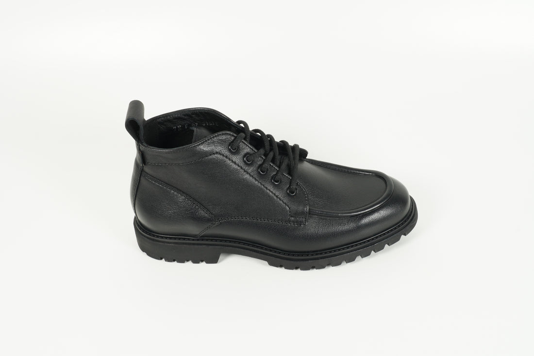 Boot Schwarz