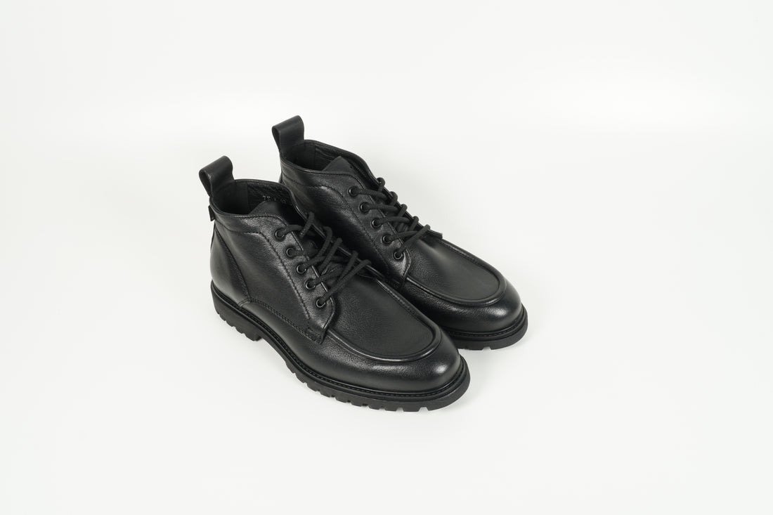 Boot Schwarz