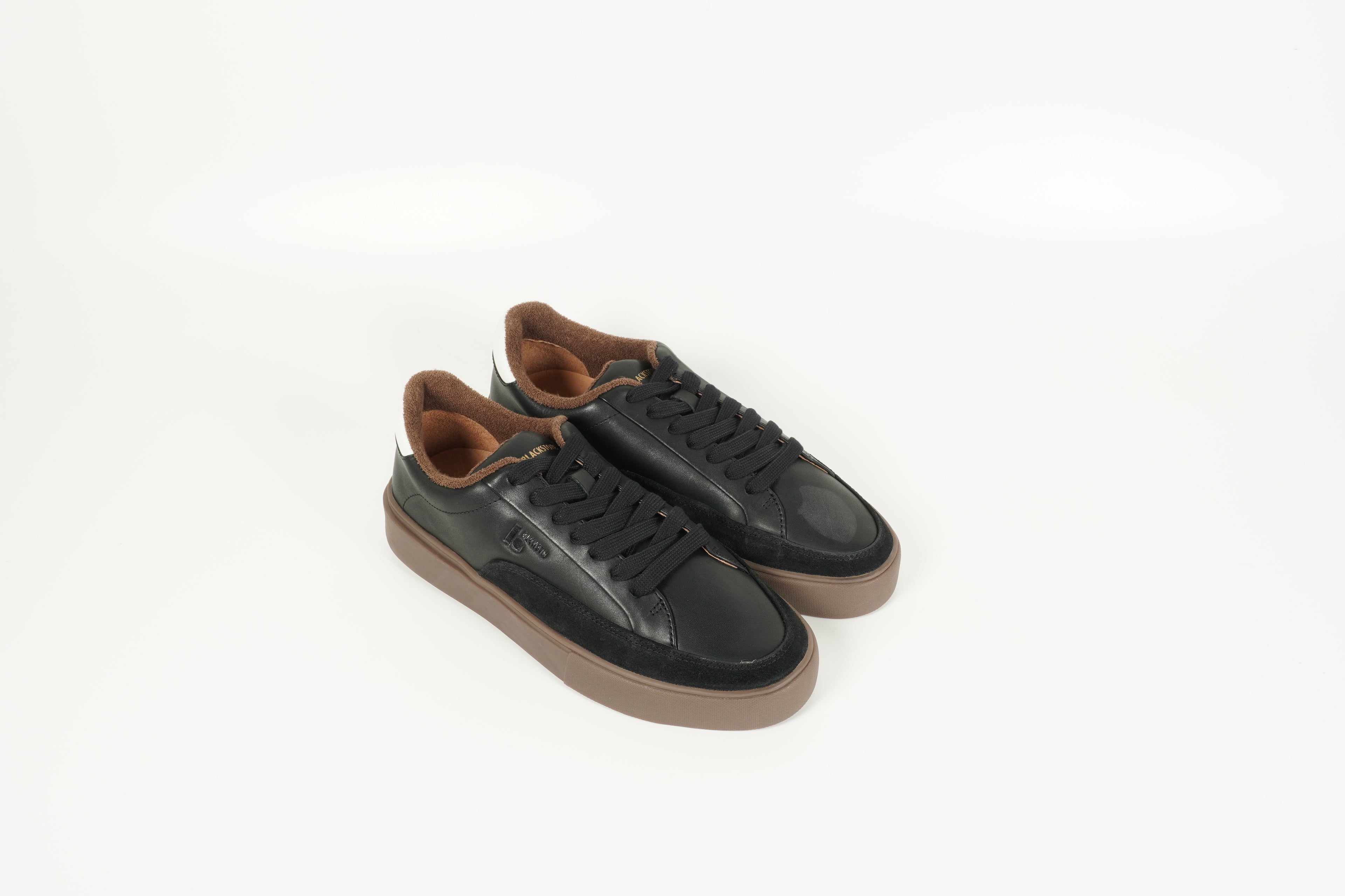 Sneaker Schwarz