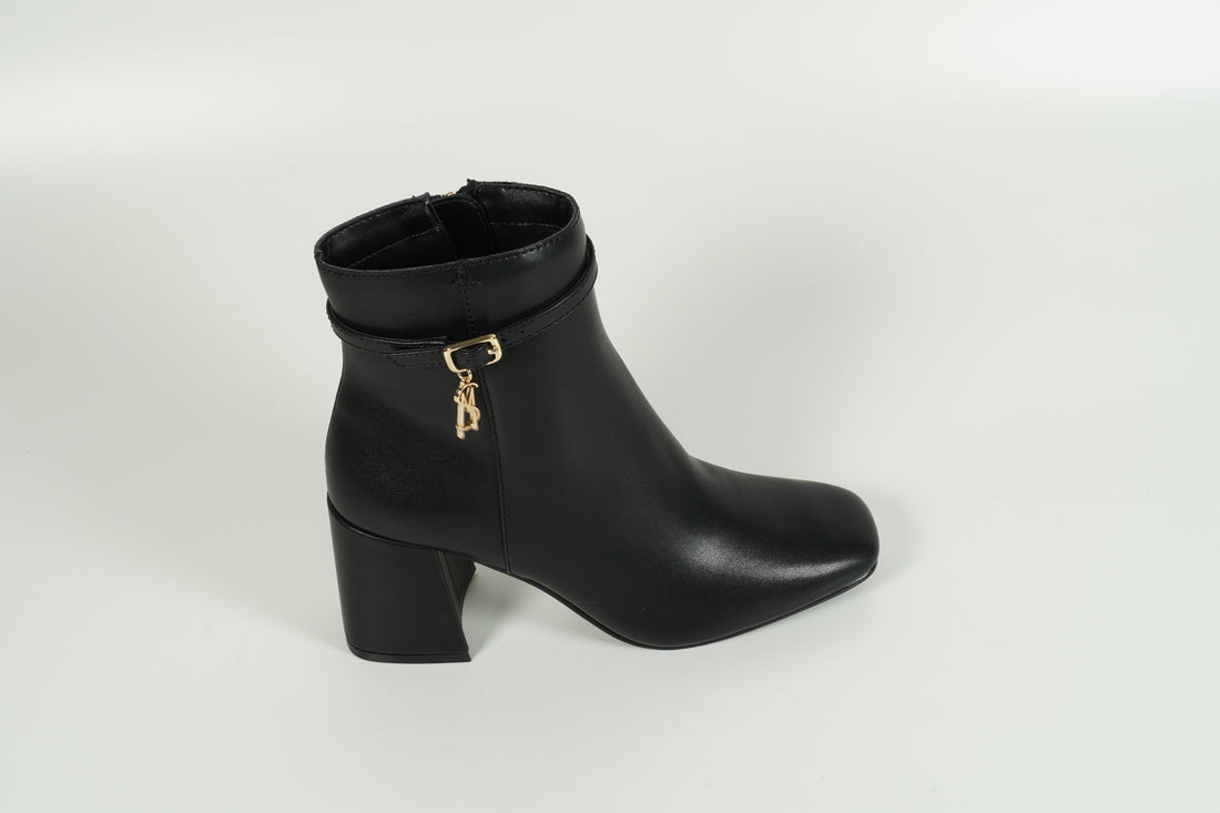 ankle boots black