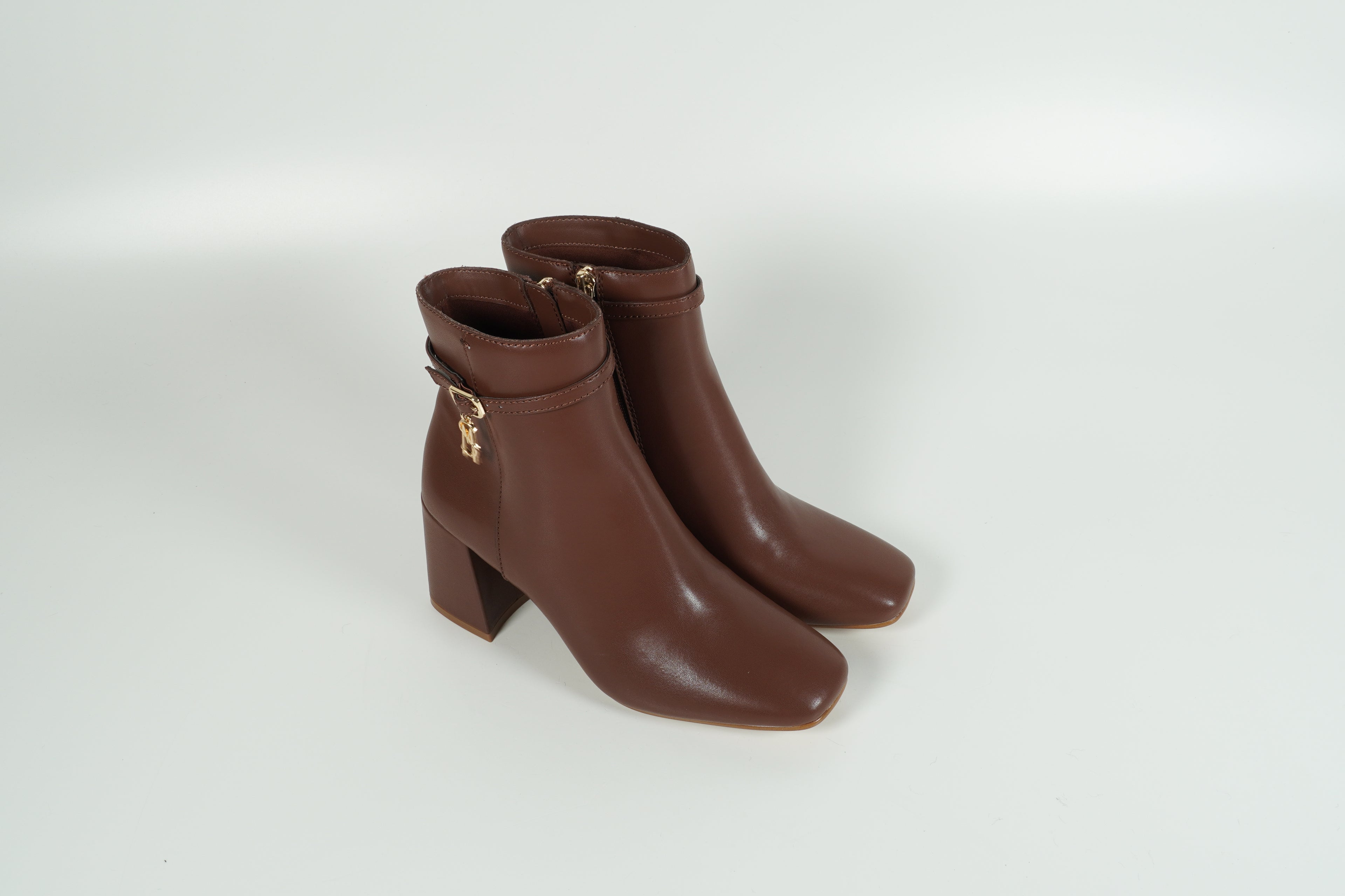 ankle boots brown