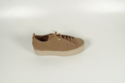 Baskets beiges