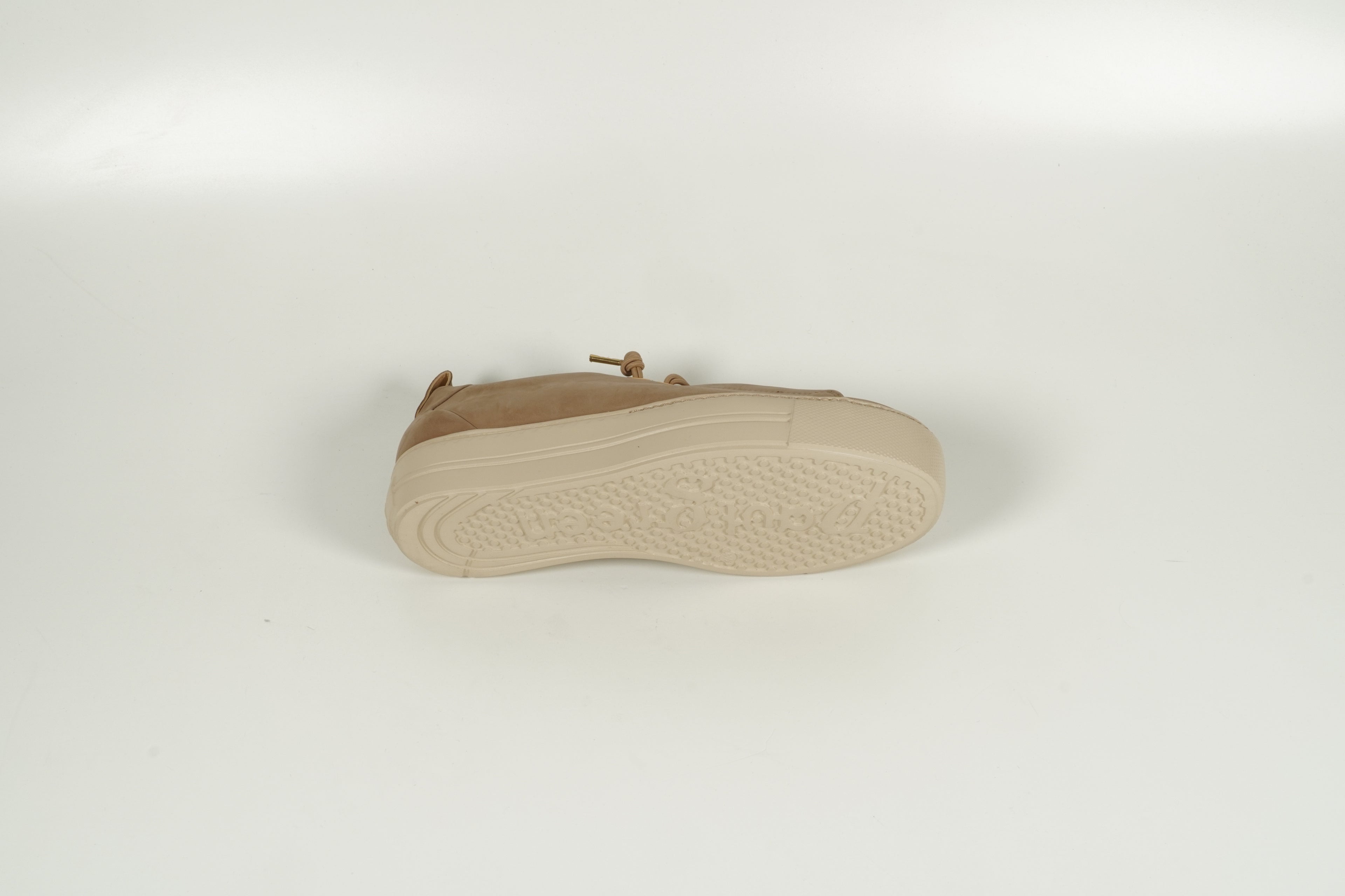 Baskets beiges