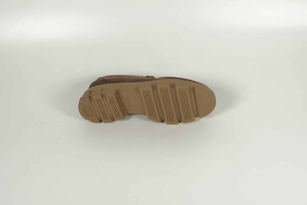 Chaussure à lacets marron
