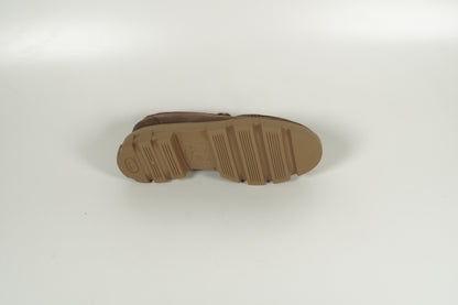 Chaussure à lacets marron