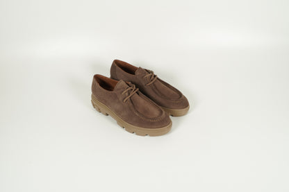 Chaussure à lacets marron