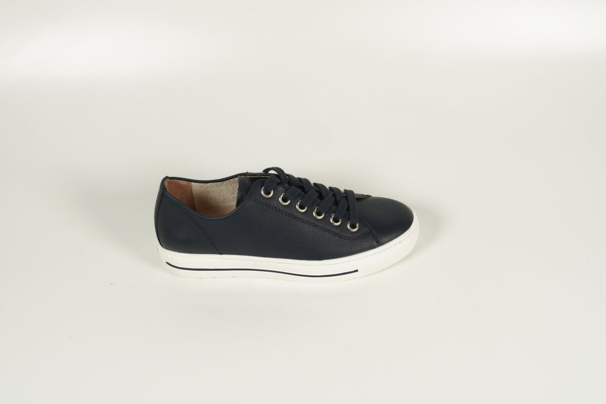 Sneaker Blau