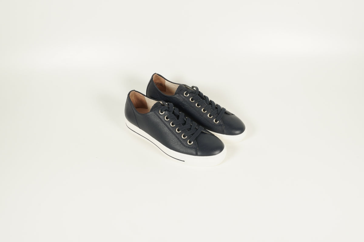 Sneaker Blau