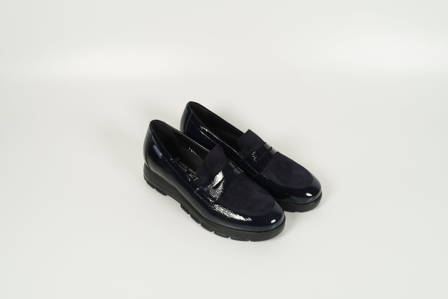 Moccasin Blau