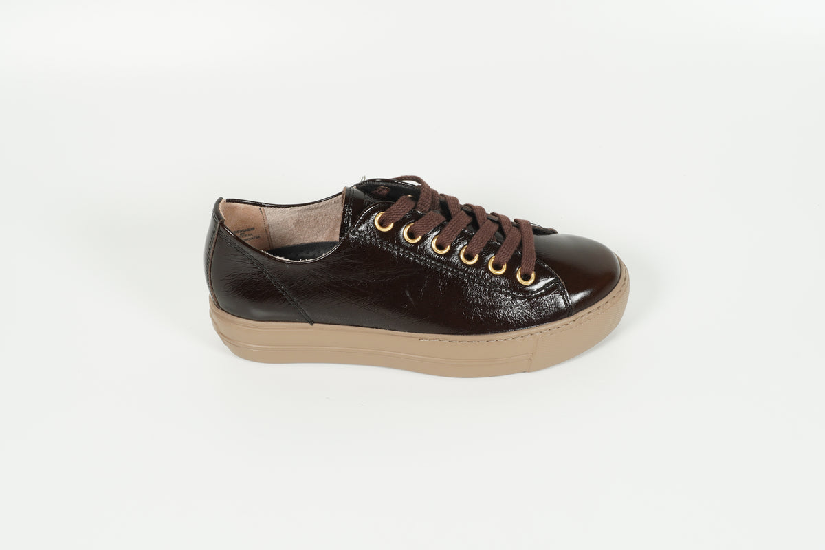 Baskets marron