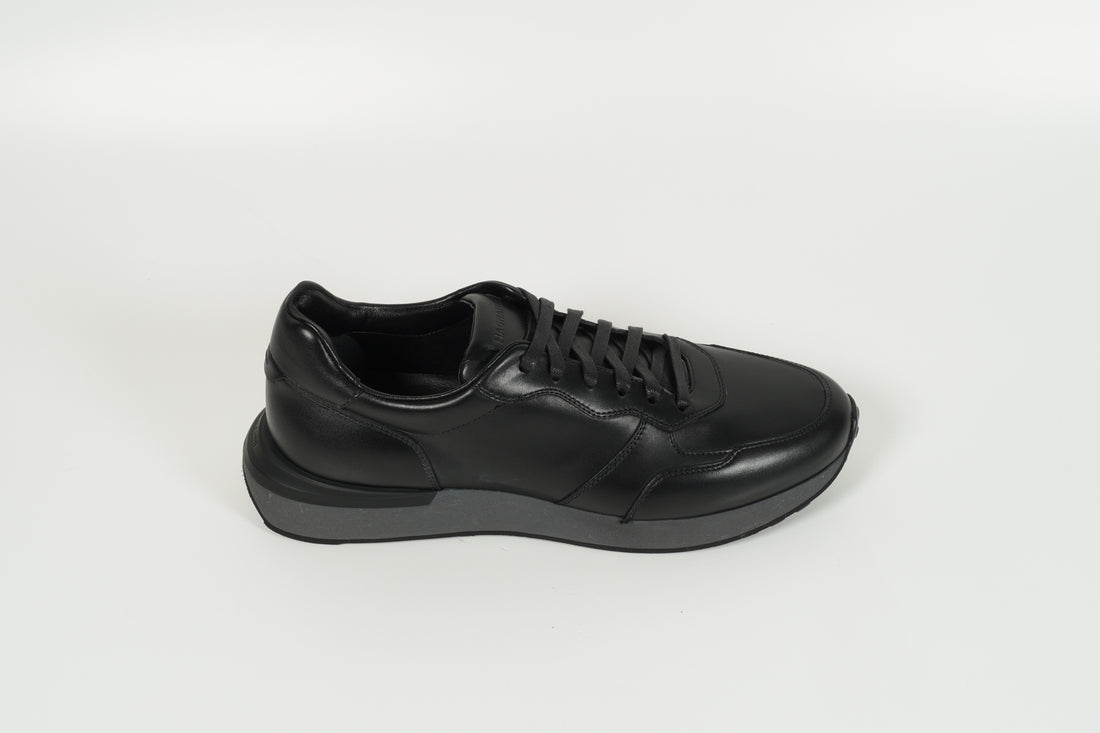 Sneaker Schwarz