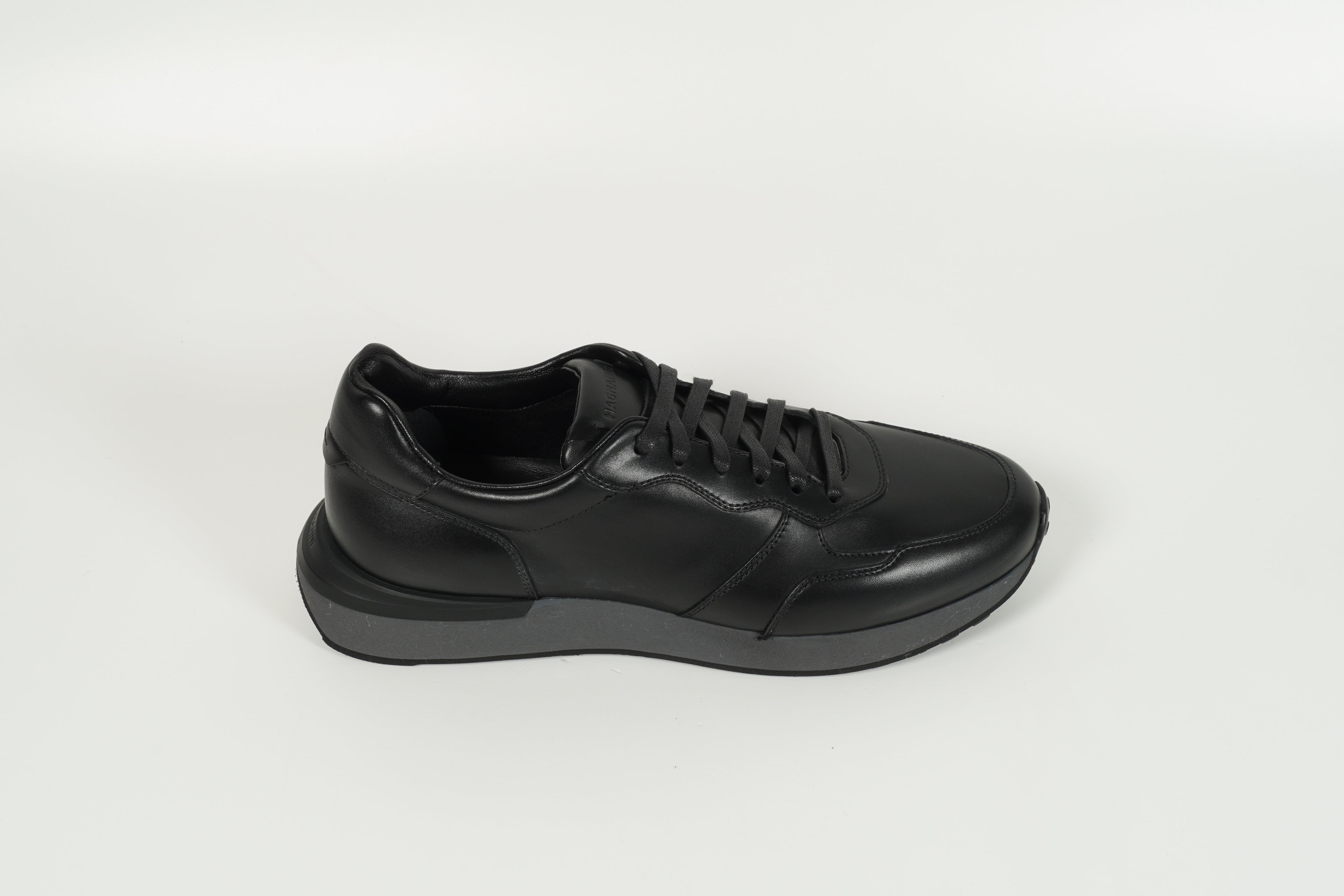 Sneaker Schwarz