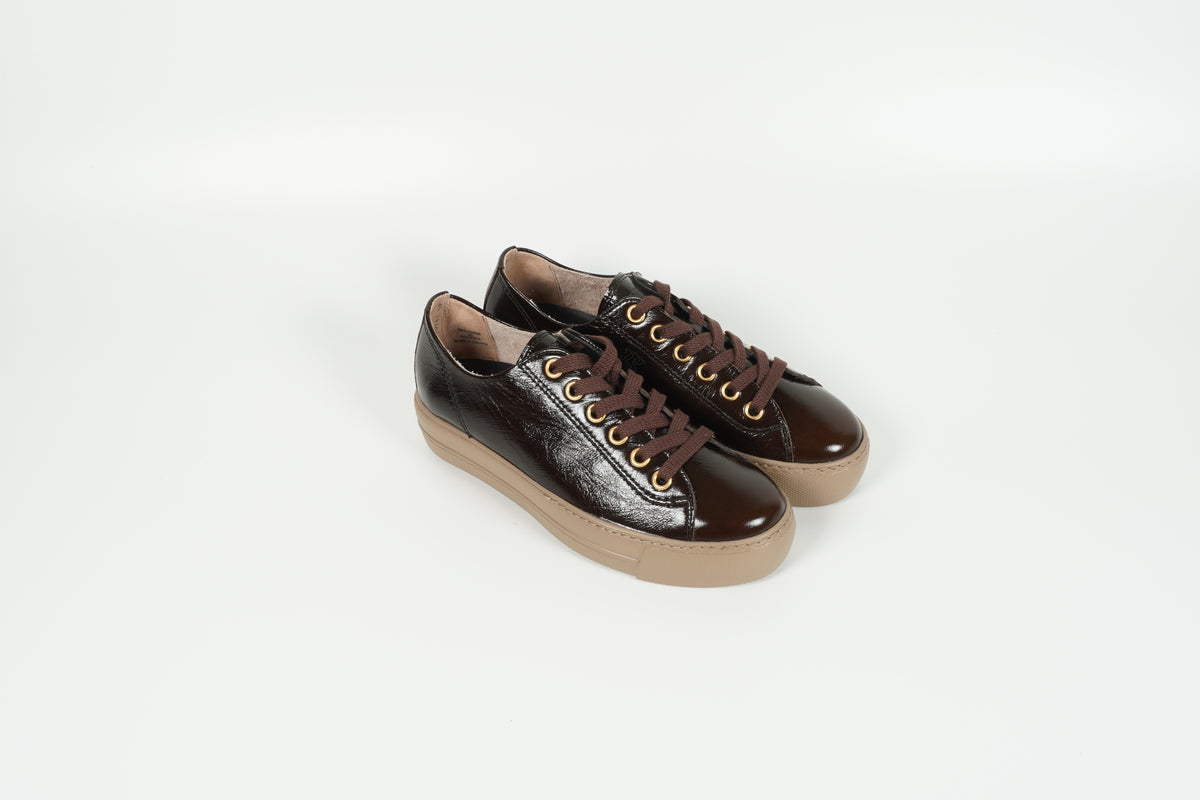 Baskets marron