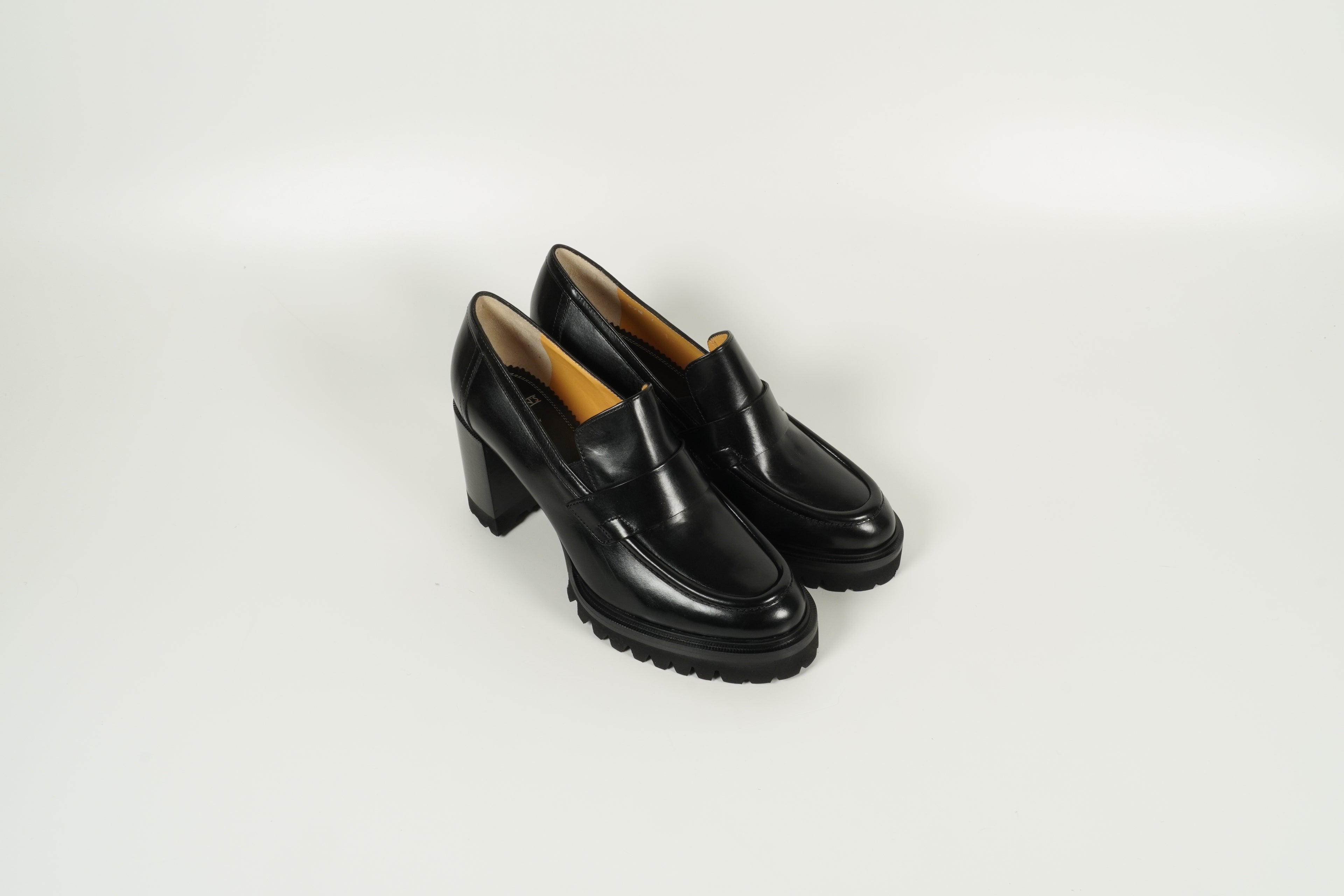 4271 Vit nero