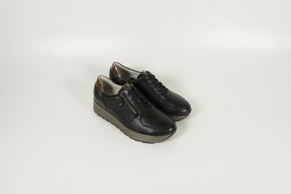 Sneaker Schwarz