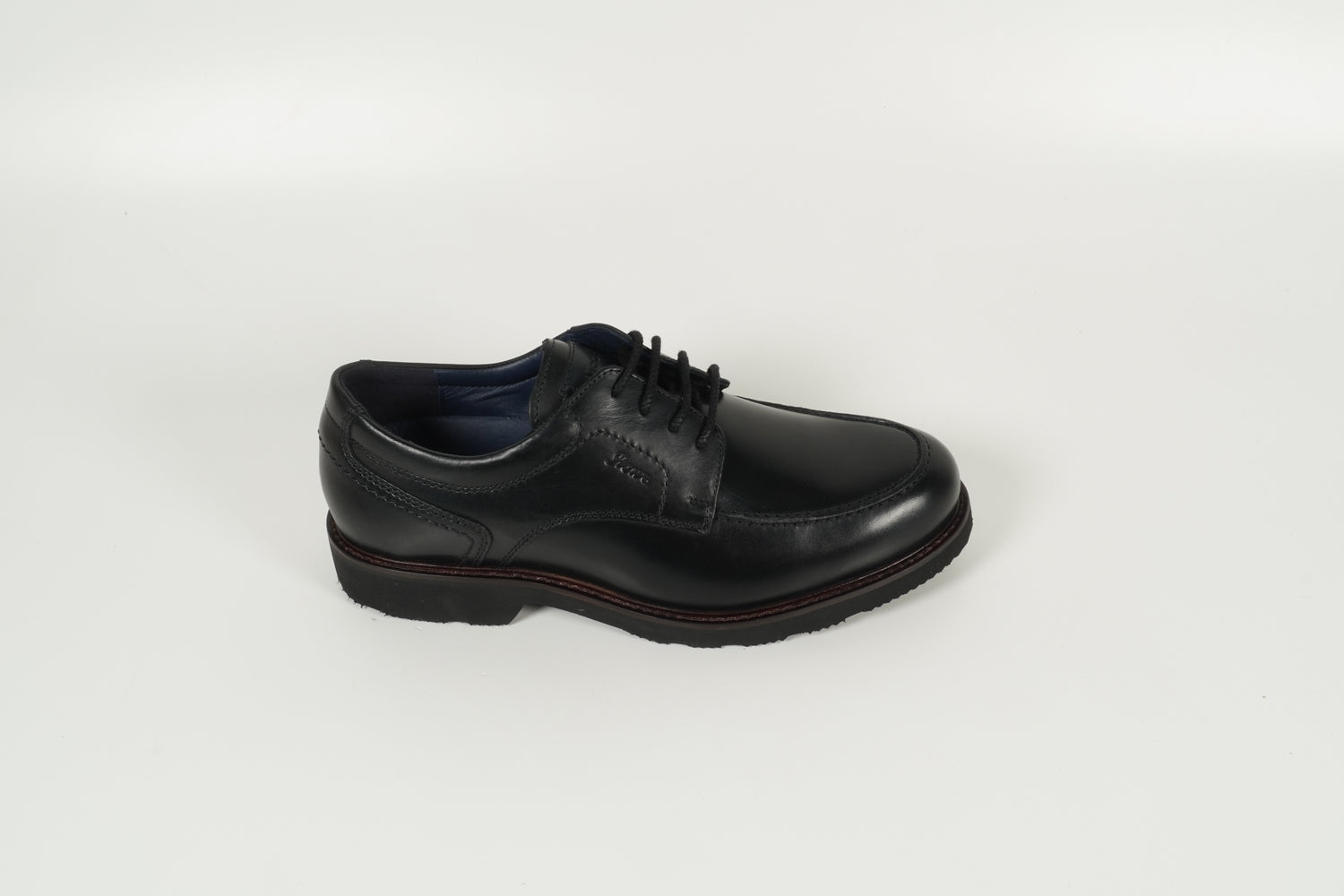 Schnürschuh Schwarz