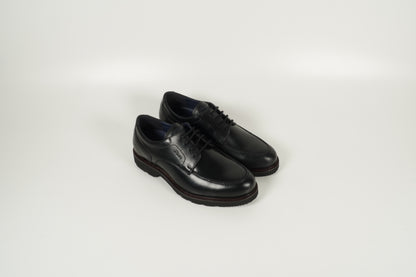 Schnürschuh Schwarz
