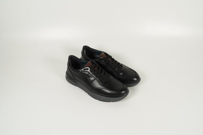 Sneaker Schwarz