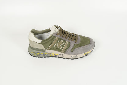 Sneaker Grün
