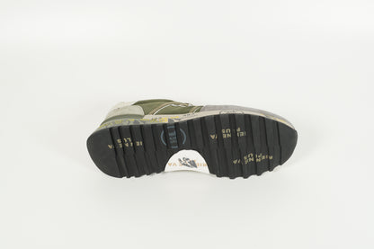 Sneaker Grün