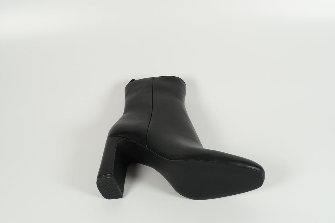 ankle boots black