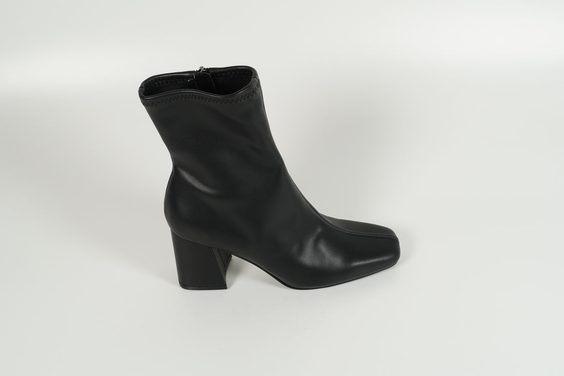 ankle boots black