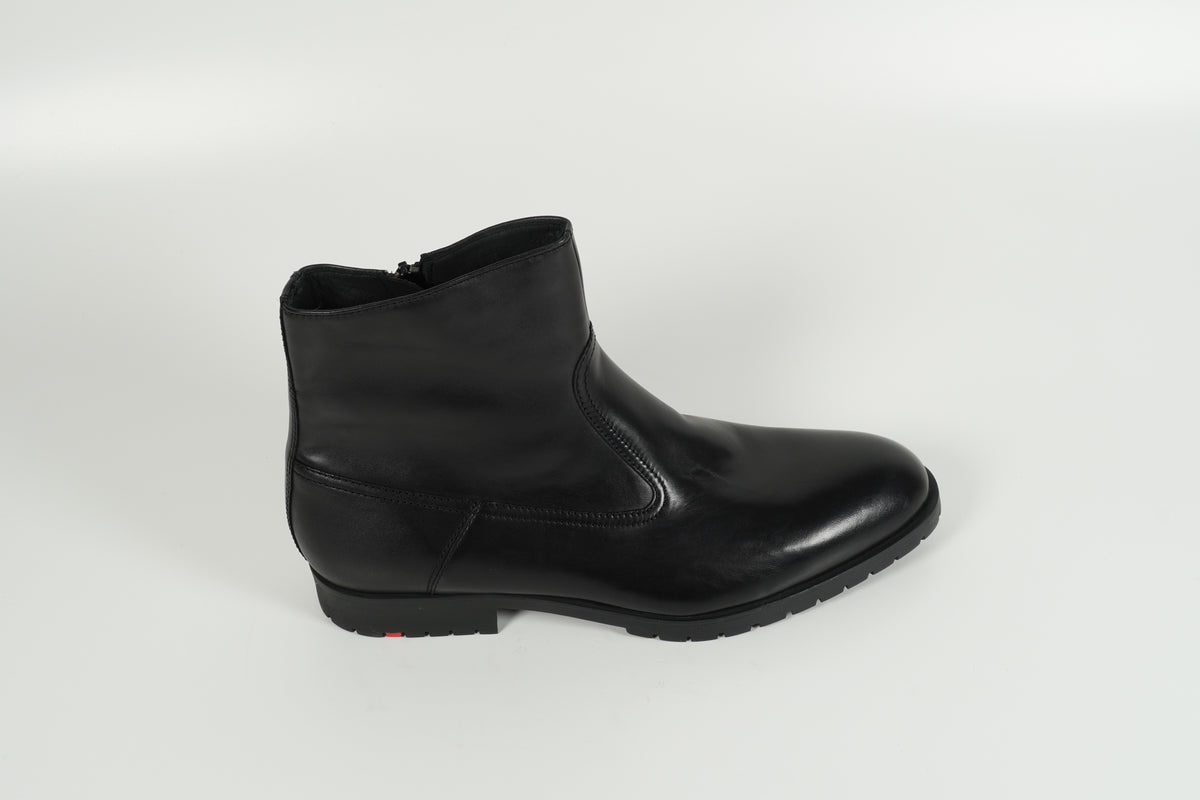 Boot Black