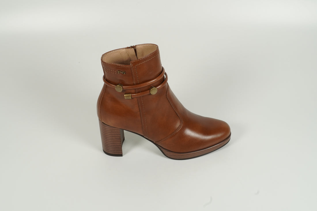 Stiefelette Braun
