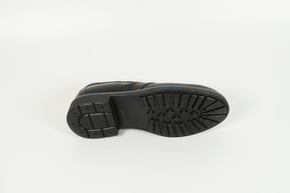 Schnürschuh Schwarz