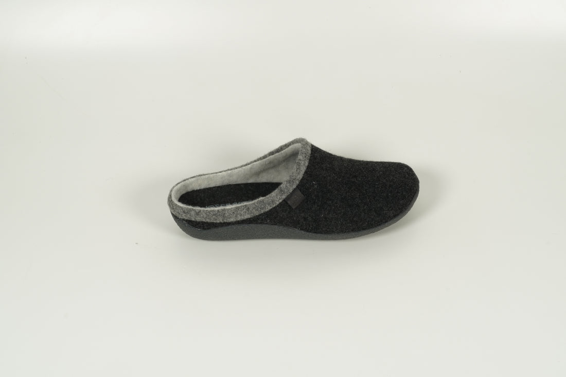 Chaussons noirs