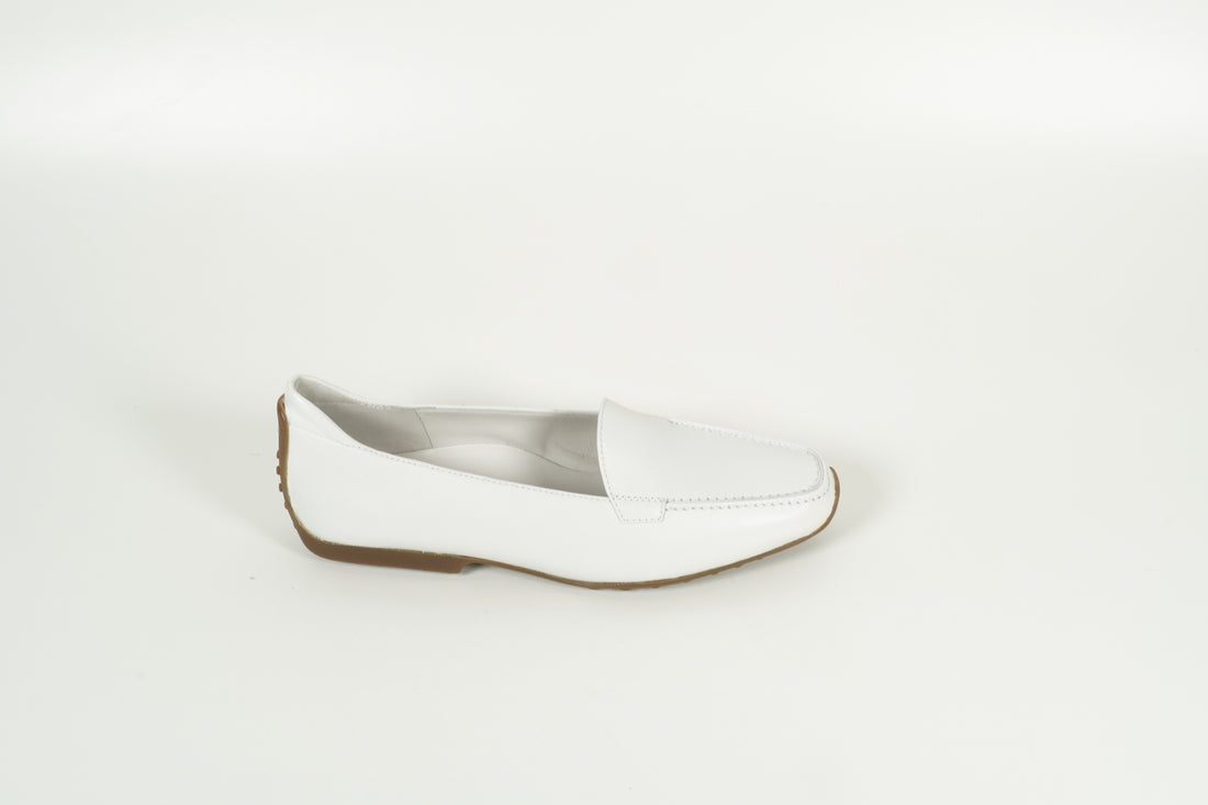 Moccasin White