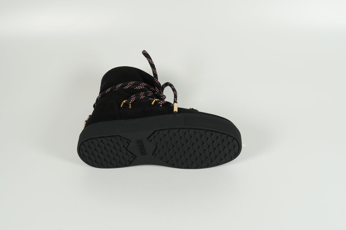 Boot Black