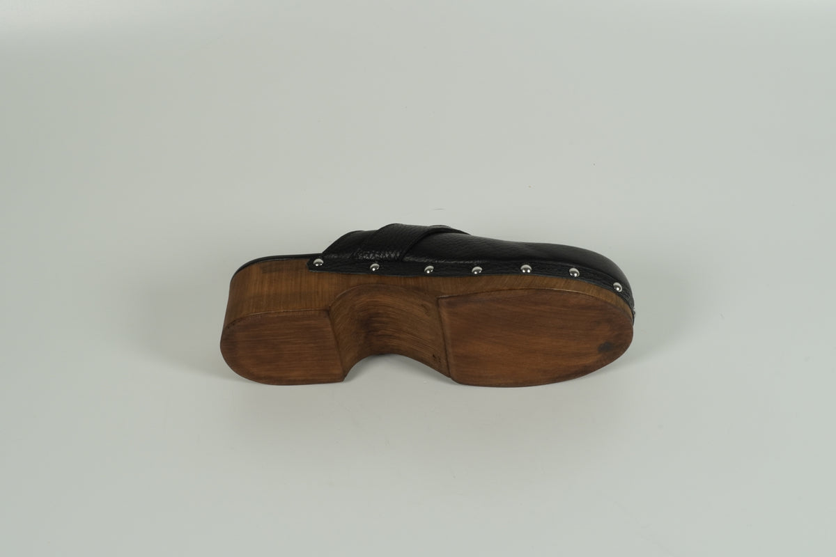 Clog Black