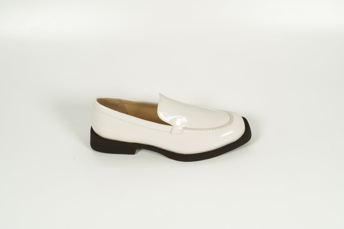 Moccasin Weiss