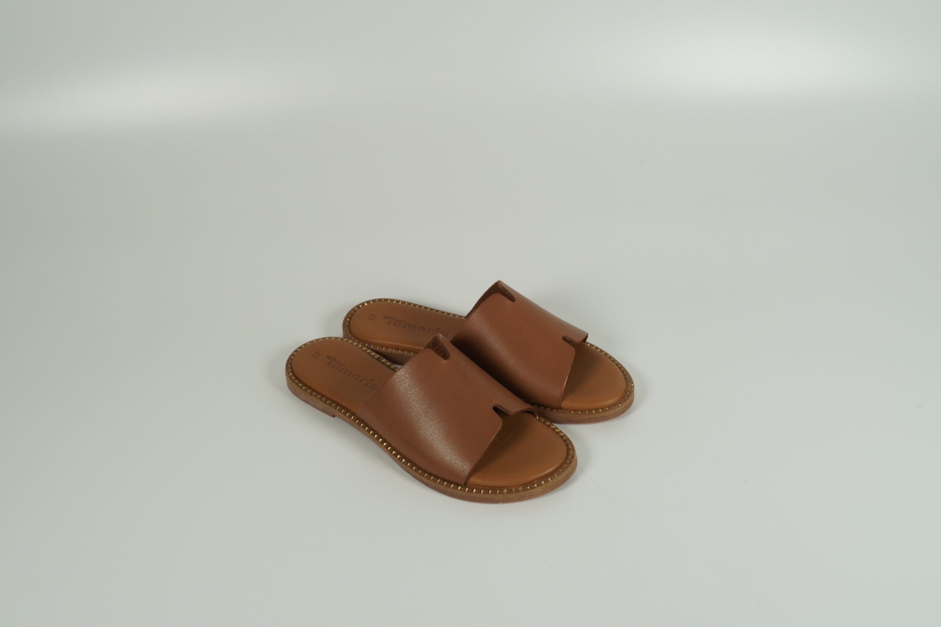 Sandal Brown