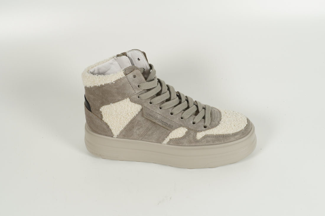 Sneaker Grau