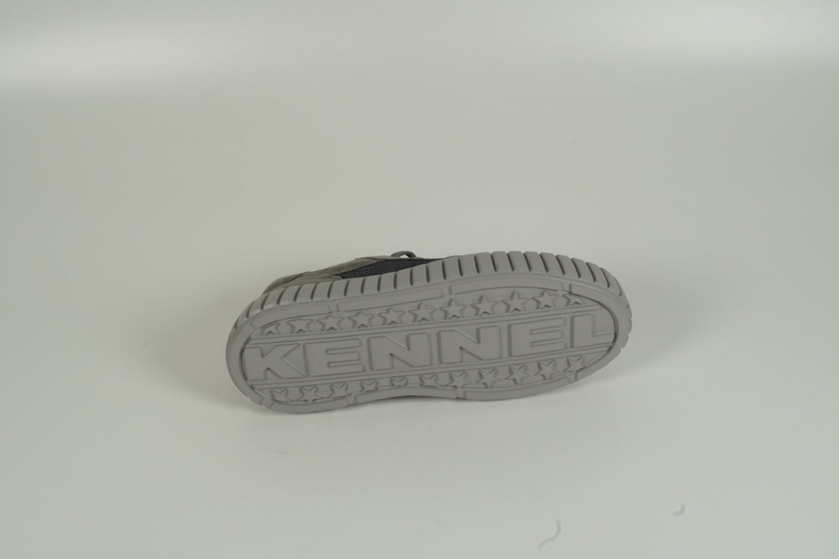 Sneaker Grau