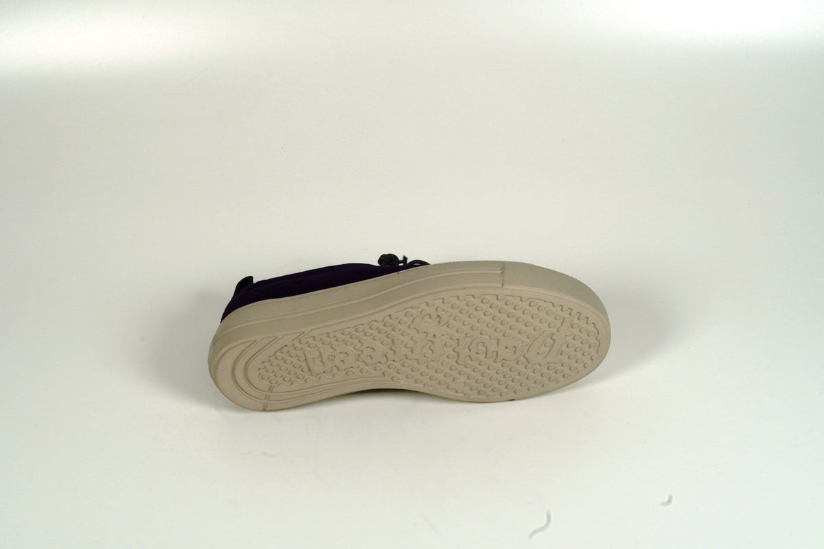 Baskets violettes